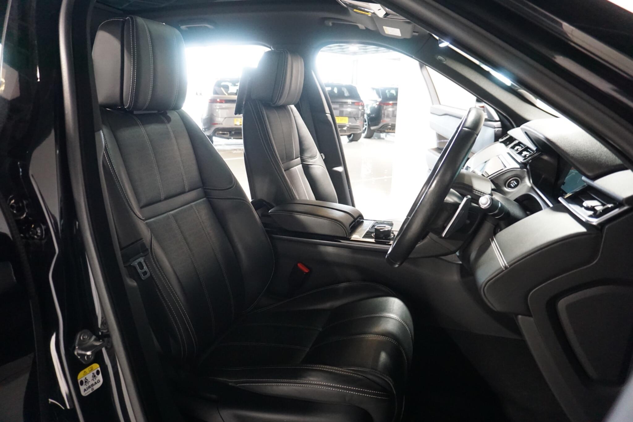 Land Rover Range Rover Velar 3.0 SD6 V6 R-Dynamic HSE SUV 5dr Diesel Auto 4WD Euro 6 (s/s) (300 ps)